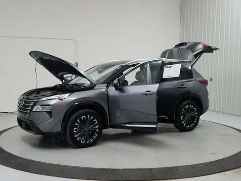 Used 2026 Nissan Rogue Platinum w/ Platinum Premium Package AWD/4WD image 11