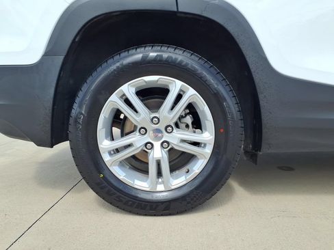 Used 2022 GMC Terrain SLE w/ Driver Convenience Package FWD image 20