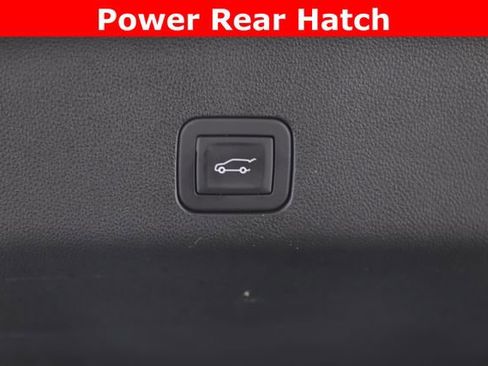 Used 2026 Chevrolet Tahoe RST AWD/4WD image 32