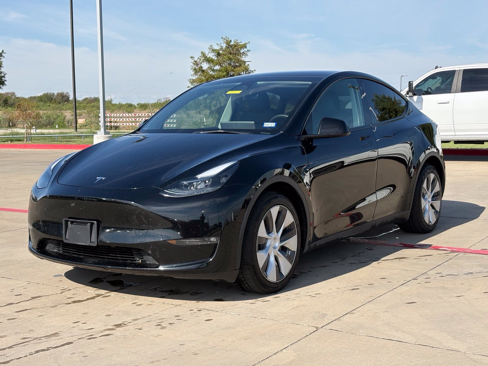 Used 2023 Tesla Model Y Long Range AWD/4WD image 3