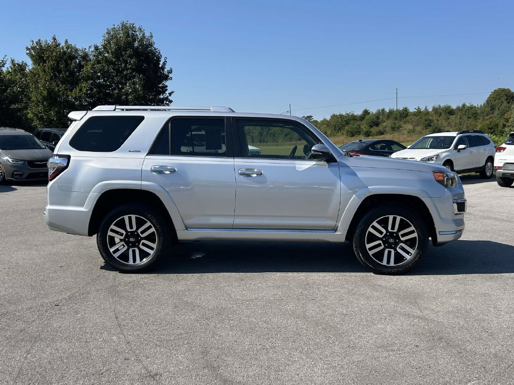 Used 2015 Toyota 4Runner Limited AWD/4WD image 8