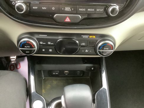 Used 2024 Kia Soul EX image 20