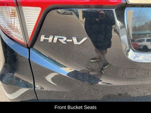 Used 2022 Honda HR-V LX image 10