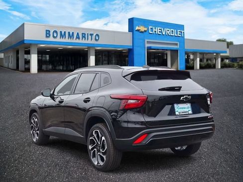 New 2026 Chevrolet Trax RS w/ Driver Confidence Package FWD image 3