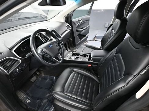 Used 2019 Ford Edge SEL w/ Equipment Group 201A image 23