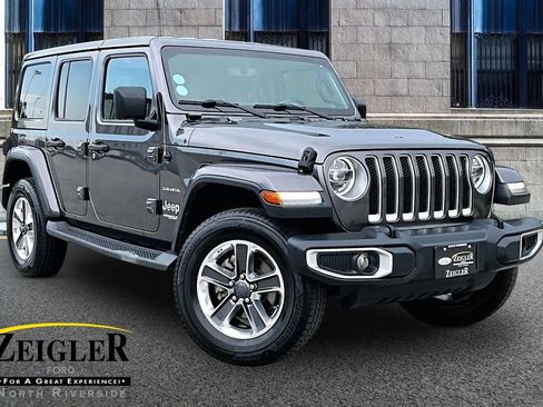Used 2018 Jeep Wrangler Unlimited Sahara AWD/4WD image 1