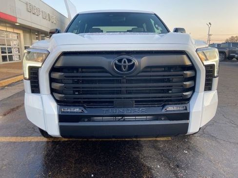 New 2026 Toyota Tundra Limited w/ Limited PVM Package AWD/4WD image 8