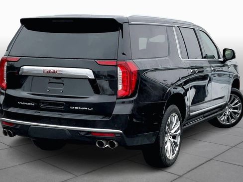 Used 2023 GMC Yukon XL Denali w/ Denali Reserve Package image 13