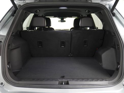 Used 2024 Chevrolet Equinox RS AWD/4WD image 7