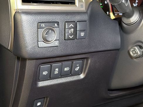 Used 2021 Lexus GX 460 Premium AWD/4WD image 23