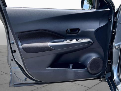 Used 2023 Nissan Kicks S FWD image 21