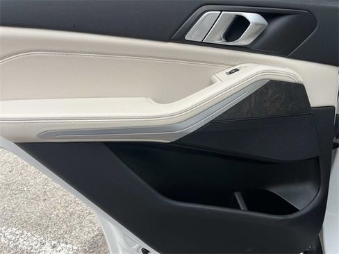 Used 2022 BMW X5 sDrive40i w/ Premium Package image 20