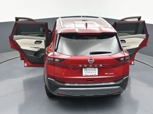 Used 2023 Nissan Rogue SL AWD/4WD image 46