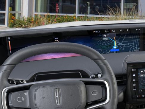 New 2026 Lincoln Nautilus Reserve image 13