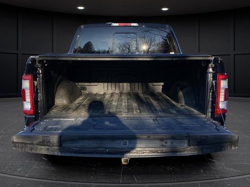 Used 2021 Ford F150 Lariat w/ Equipment Group 502A High AWD/4WD image 16