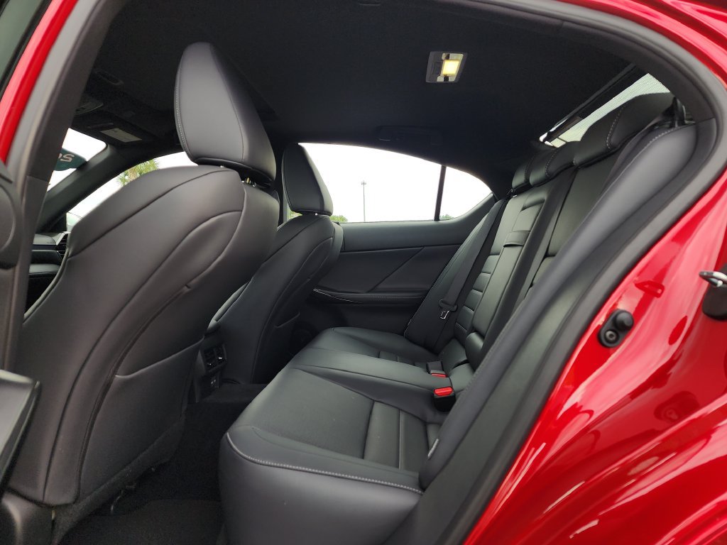 Used 2026 Lexus IS 350 F Sport w/ Technology Package RWD image 13