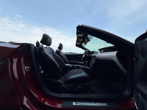 Used 2016 Ford Mustang GT Premium image 18