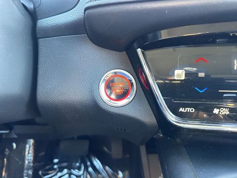 Used 2022 Honda HR-V EX image 21