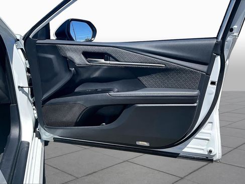 Certified 2025 Toyota Camry XLE w/ Premium Plus Package FWD image 22