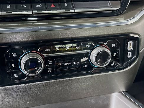 Used 2024 Chevrolet Silverado 3500 High Country w/ High Country Premium Package image 18