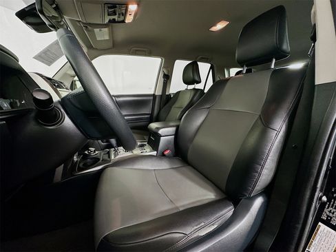 Used 2022 Toyota 4Runner SR5 Premium image 21