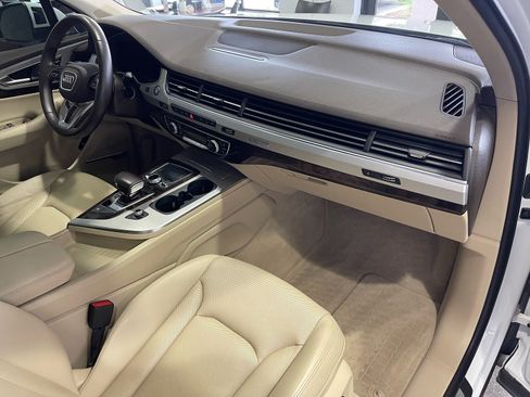 Used 2019 Audi Q7 2.0T Premium Plus w/ Premium Plus Package AWD/4WD image 42