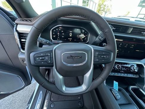 New 2026 GMC Sierra 2500 Denali w/ Denali Reserve Package AWD/4WD image 18