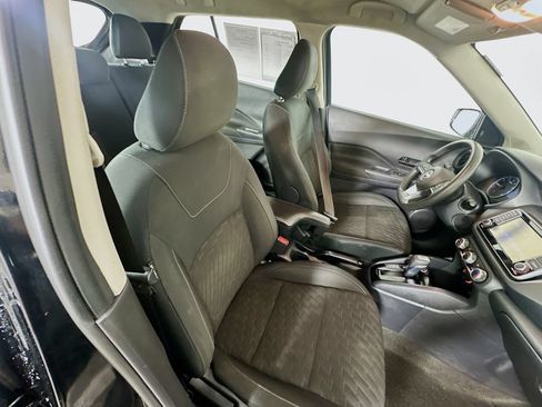 Used 2022 Nissan Kicks S FWD image 25