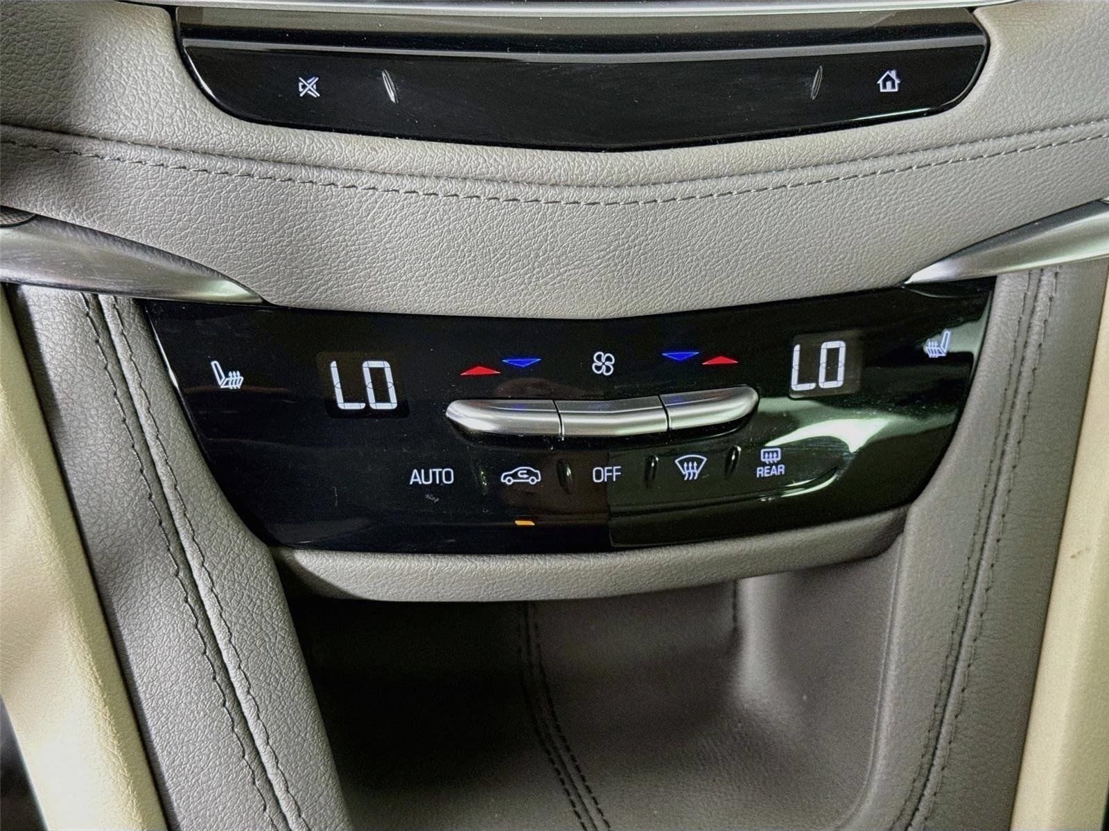 Used 2024 Cadillac XT5 Premium Luxury FWD image 18