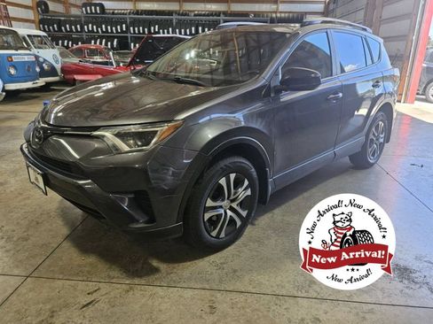 Used 2018 Toyota RAV4 LE w/ All Weather Liner Package AWD/4WD image 1