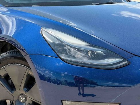 Used 2022 Tesla Model 3 Long Range AWD/4WD image 10
