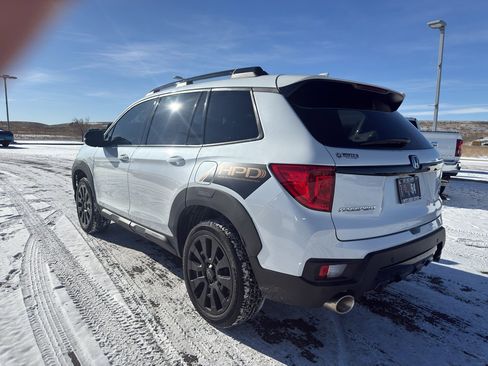 Used 2022 Honda Passport Elite image 7
