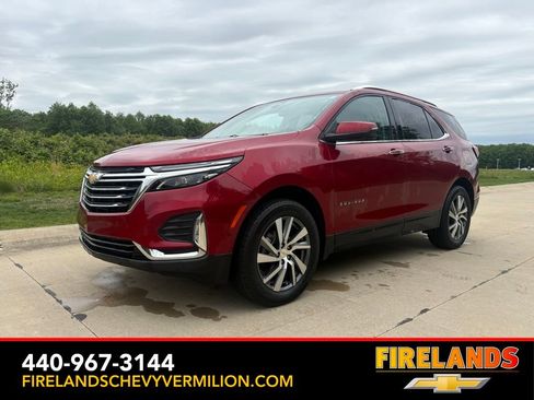 Used 2024 Chevrolet Equinox Premier AWD/4WD image 1