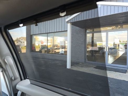 Used 2020 Chrysler Pacifica Limited image 38