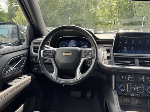 Used 2023 Chevrolet Tahoe Premier AWD/4WD image 18
