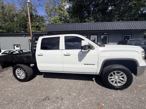 Used 2015 GMC Sierra 1500 SLE AWD/4WD image 1