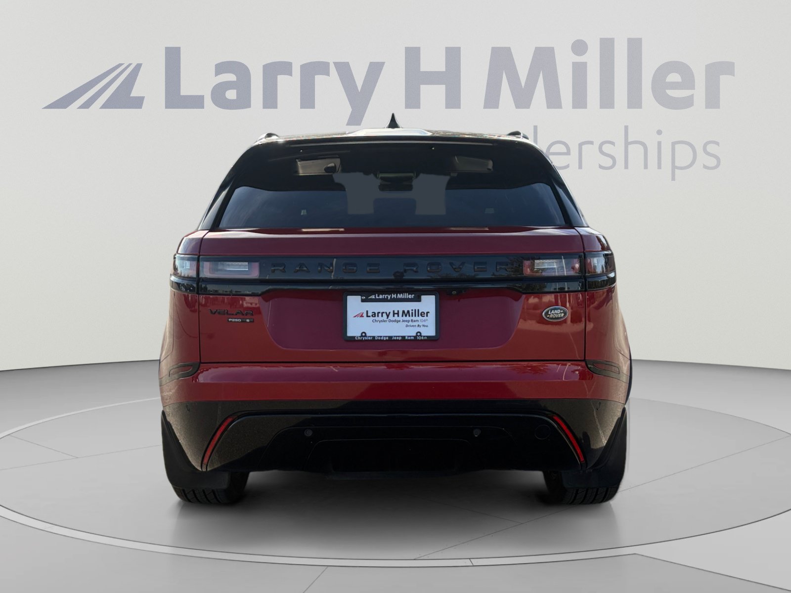 Used 2020 Land Rover Range Rover Velar R-Dynamic S AWD/4WD image 5