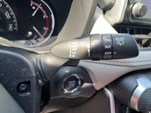 Used 2025 Toyota RAV4 XLE w/ Convenience Package FWD image 19