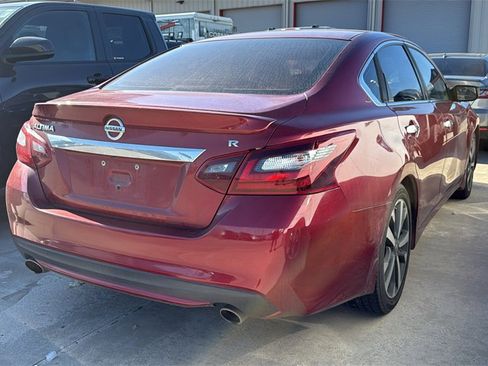 Used 2017 Nissan Altima 2.5 SR image 5