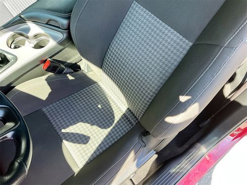 Used 2023 Dodge Challenger R/T image 19