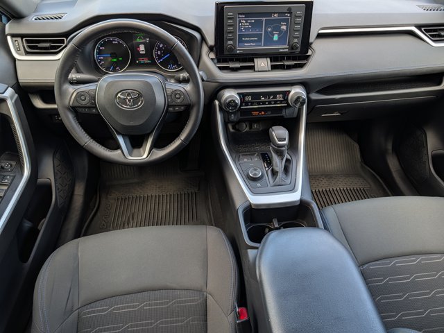 Used 2022 Toyota RAV4 SE AWD/4WD image 19