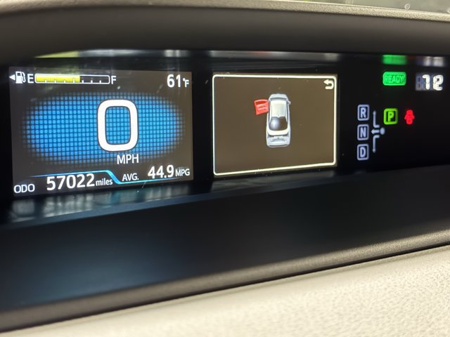 Used 2022 Toyota Prius XLE AWD/4WD image 22