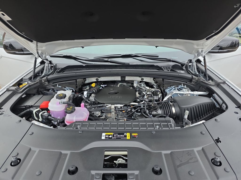 New 2026 Jeep Grand Cherokee Altitude AWD/4WD image 31