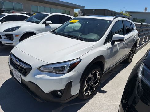 Used 2023 Subaru Crosstrek 2.5i Limited w/ Moonroof Package AWD/4WD image 2