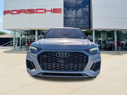 Used 2022 Audi Q5 2.0T Premium Plus image 2