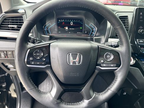 Used 2024 Honda Odyssey Elite image 14