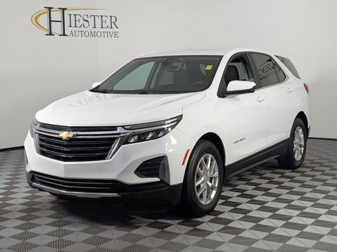 Certified 2023 Chevrolet Equinox LT w/ Driver Convenience Package image 4