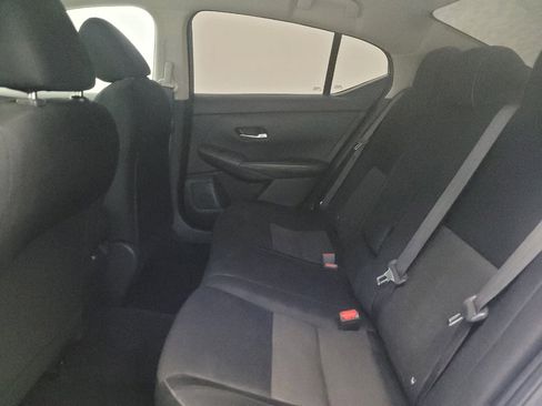 Used 2020 Nissan Sentra SV FWD image 18