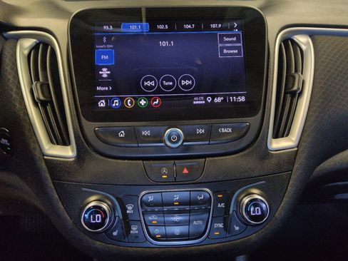 Used 2023 Chevrolet Malibu LT FWD image 25