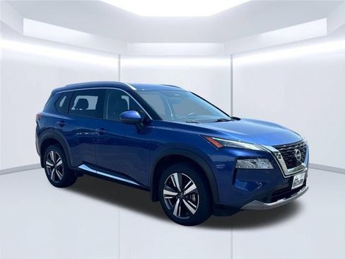 Used 2023 Nissan Rogue SL AWD/4WD image 12